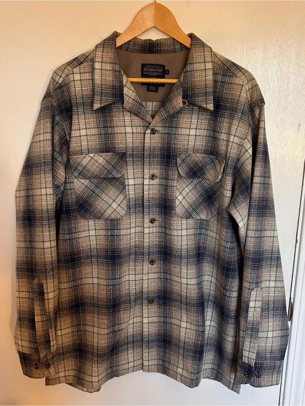 Pendleton Navy and Cream Plaid Button-Up Board Shirt - Picture 1 of 13